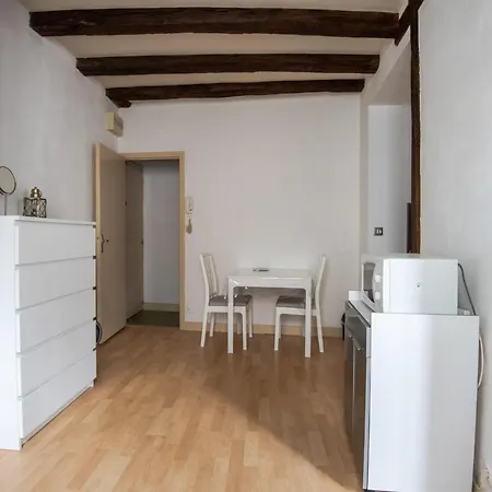 Appartement Joli Studio à 600 Mètres De La Gare